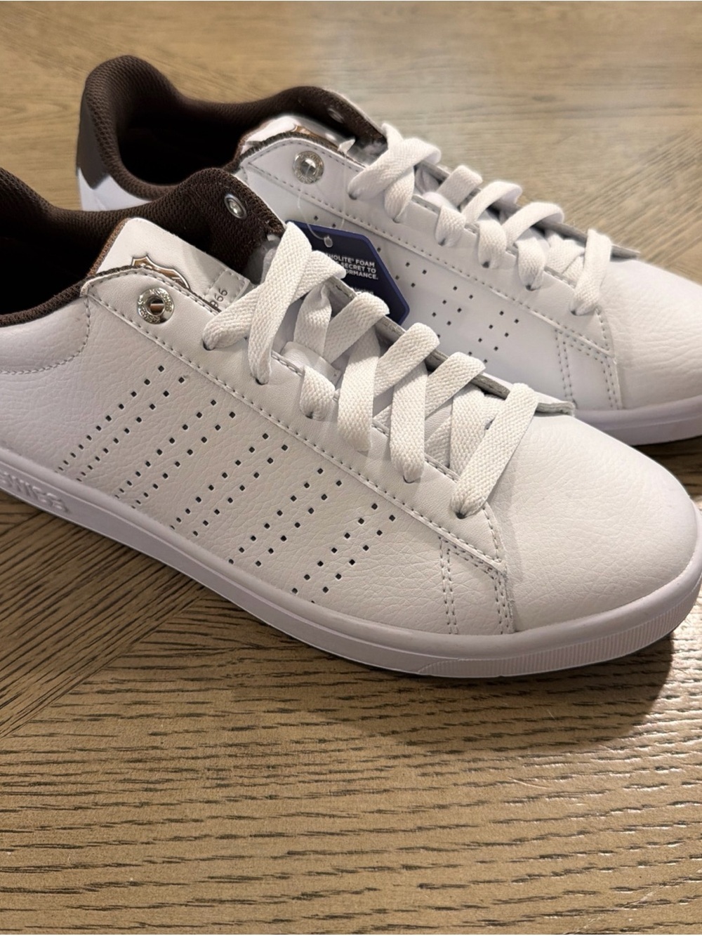 K-Swiss Ortholite Men's Court Base II Sneakers Shoes - Great Condition Size 9